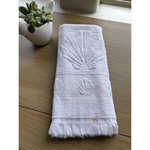 Vintage Cannon Sculpted White Seashell Hand Towel USA Made Very Clean Condition